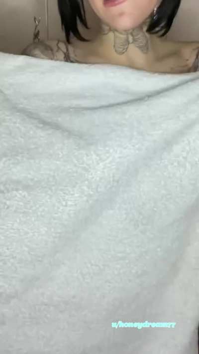 ooooops my tits open for you