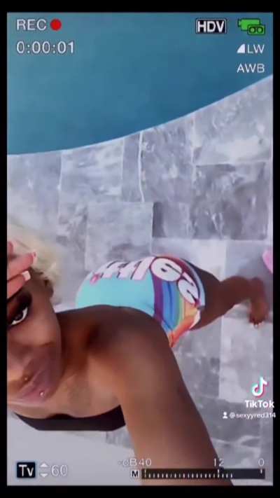 That ass so fat
