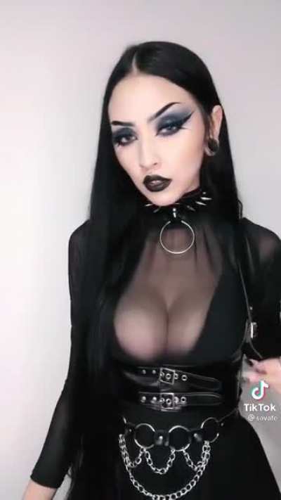 Big tiddy goth girl (wait for it)