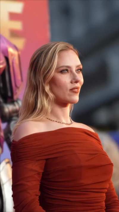 Scarlett Johansson 