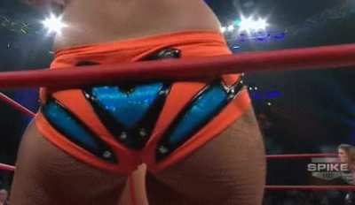 Victo<wbr>ria/T<wbr>ara‘s big booty