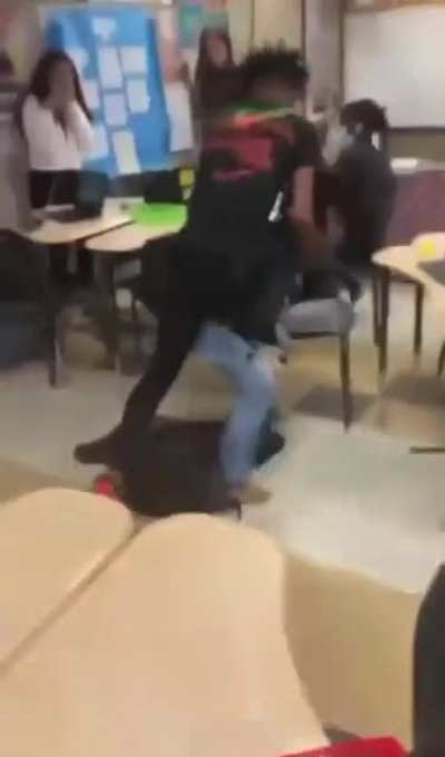 Why tf this lil nigga wait for a reaction after sneaking him😭😭