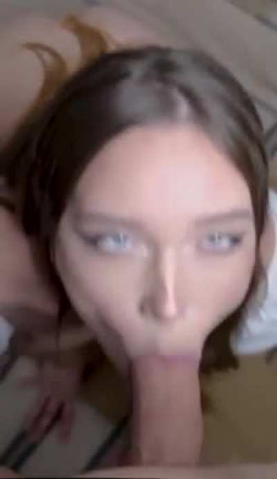 Cross eye blowjob