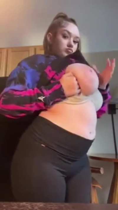 ️ ️