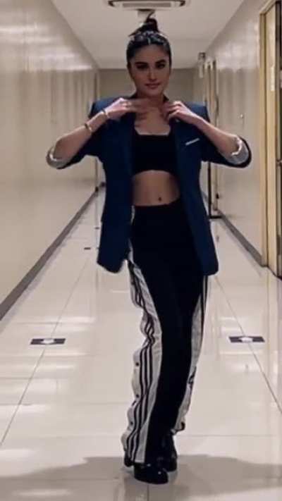 Julie Anne San Jose