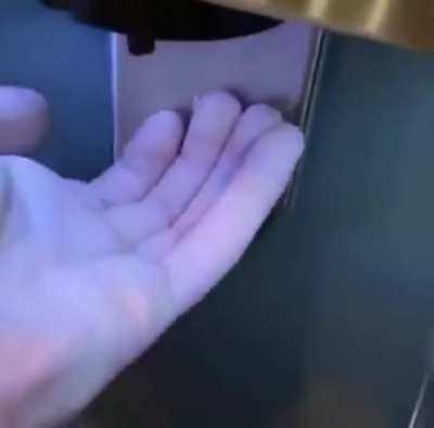 High-Tech Ice Dispenser