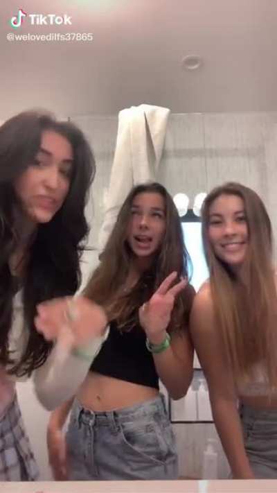Barely legal cock hungry beauties🤤😍