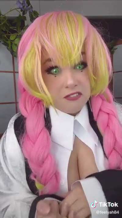 @feelyah84 cosplay melons