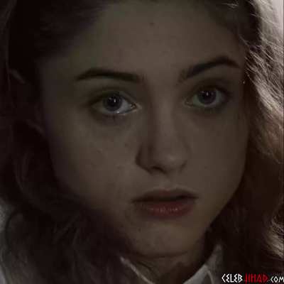 Natalia Dyer loves touching herself