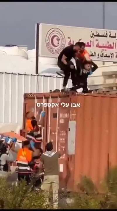 Guy sets up a thing, does stupid things, then gets shot