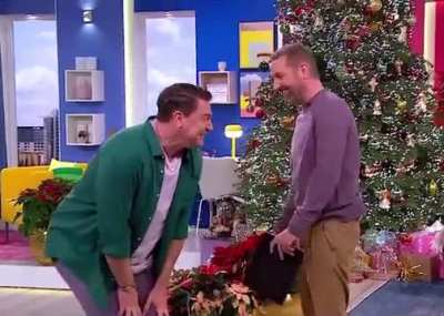 German TV Hosts Crack up in live show