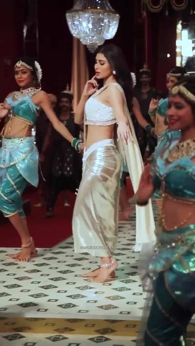 Mouni Roy