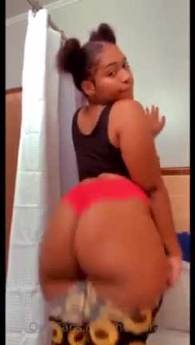 If yall want more of her upvote
