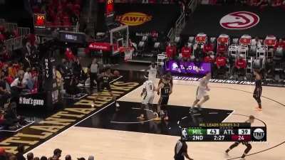 [Highlight] Jrue Holiday's FANTASTIC finishes against the Hawks in Game 6!
