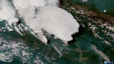 Absolutely mind-blowing pyrocumulonimbus plumes in British Columbia wildfires