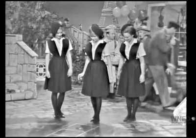 Lennon Sisters - 