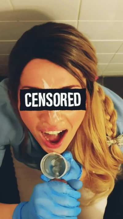 We got CAUGH<wbr>T..In<wbr>terru<wbr>pted cumshot facial at the sperm bank