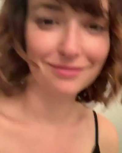 Milana Vayntrub