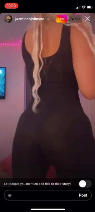 🖤🖤🖤🖤
