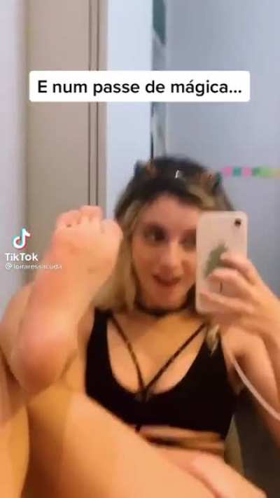 brazilian feet @loir<wbr>aress<wbr>acuda