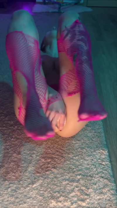 A little petite girl is ready to play! I'm in a good mood after class... 😈😈😈Ch<wbr>at with me at the link below<wbr>...👇👇<wbr>👇👇 I'll show you more hot content...Dont miss your chance to get the best orgasm in your life💦<wbr>💦💦