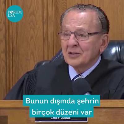 Amerika ülkesinin adaleti ve hukuk anlayışı. İzlemeyenler mutlaka izlesin, izleyenler tekrar izlesin. Bizim ülkenin hukuğuna bak bide amk...