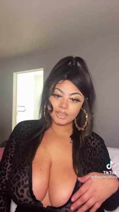 🤤