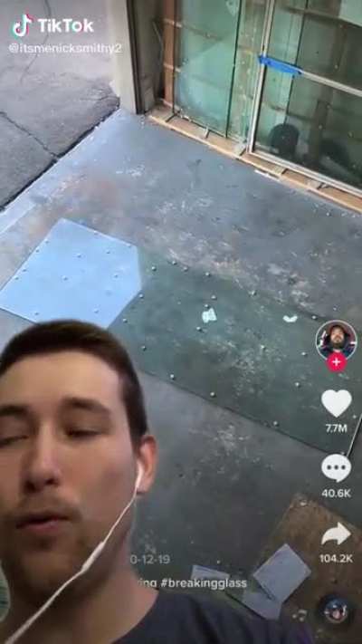Broken Glass Scream