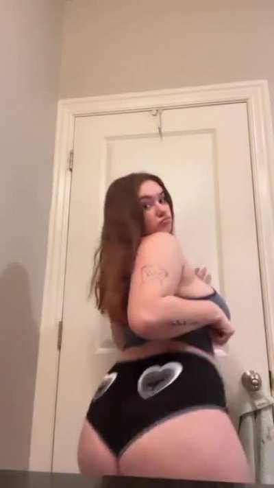 ️ ️