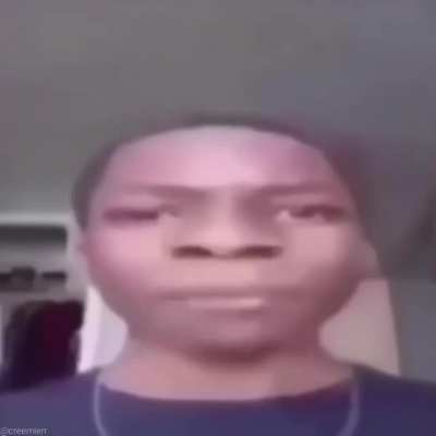 ○ ○
