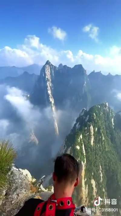 The view on top Mount Hua, safety first!
