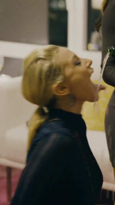 Lili Reinhart knows what she’s doing