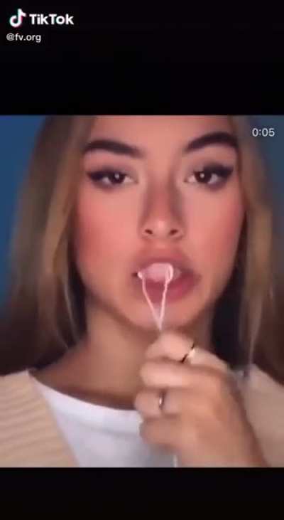 😶😑