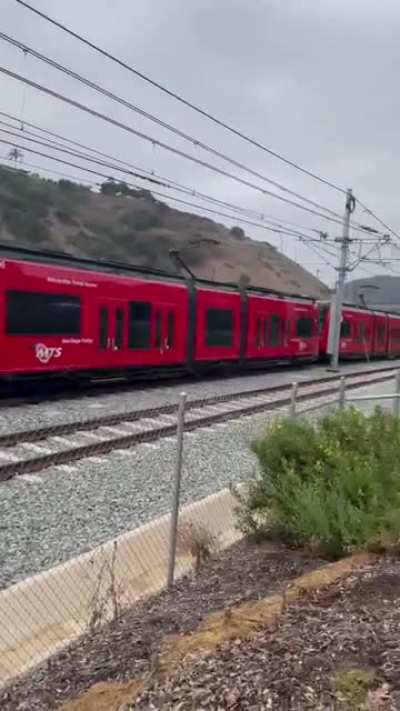 The First(?) Test Run of the New Trolley Extension Through Rose Canyon?