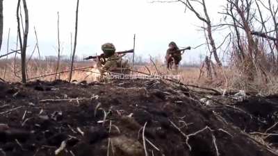 RPG failure almost kills Russian soldiers