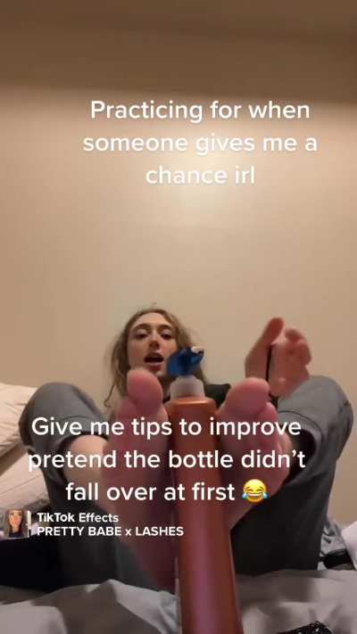 Footjob pt 1 give her tips !!