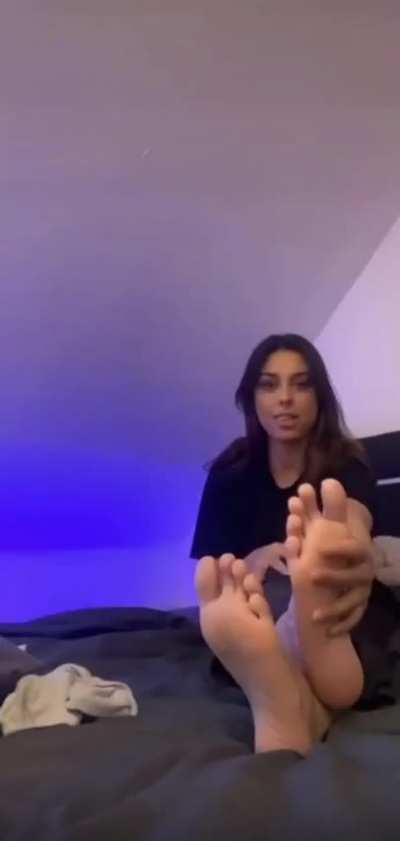 Anyone know her name Or have videos of her?