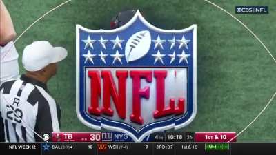 [Highlight] Baker Mayfield hustles down field to block for Bucky Irving