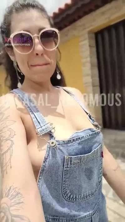 [GIF] Getting my garden going today, thought I would see if I could get you going too [GIF]