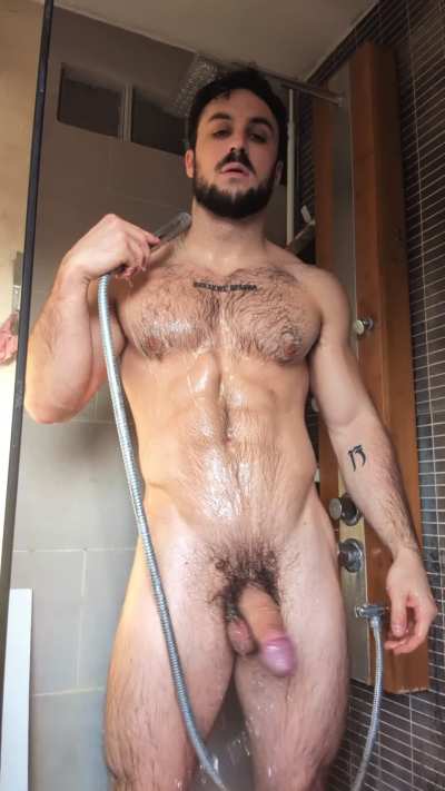 I let you drink the water off my cock if you are thirsty bro (29)