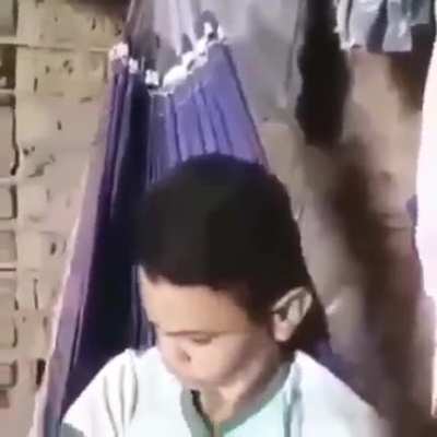 🤨
