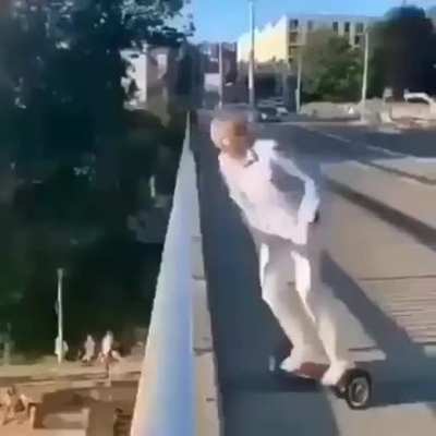 BRO MOMENT