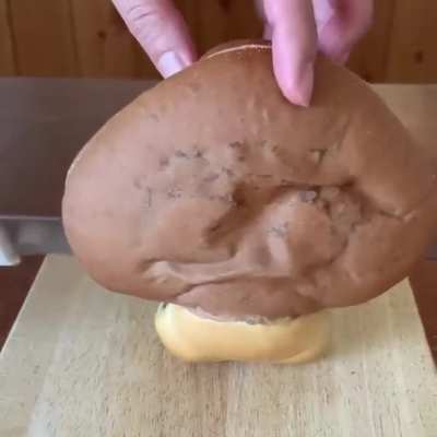 Суровая булка