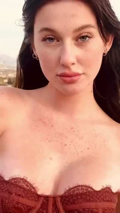 Sarah Waddles