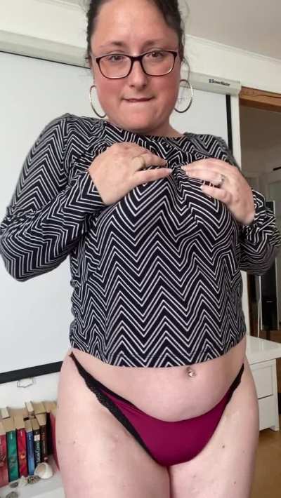 You're not touching my curves, so they're angry