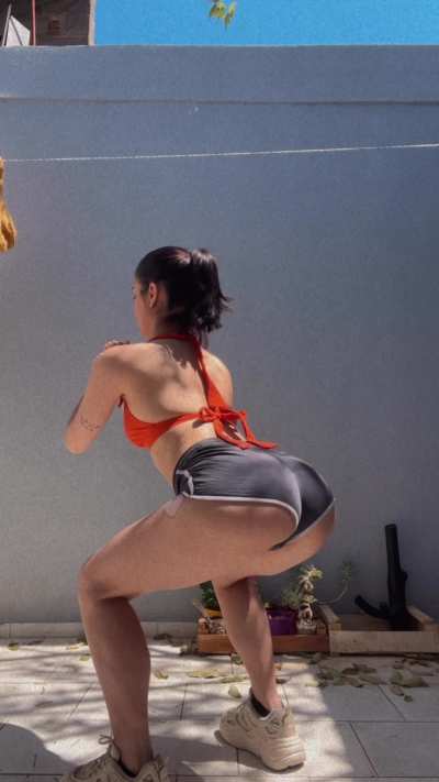 what do you think about my squat<wbr>?❤️‍🔥
