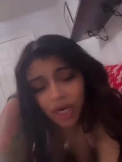 @_lee_17_2 just a phat ass jiggling
