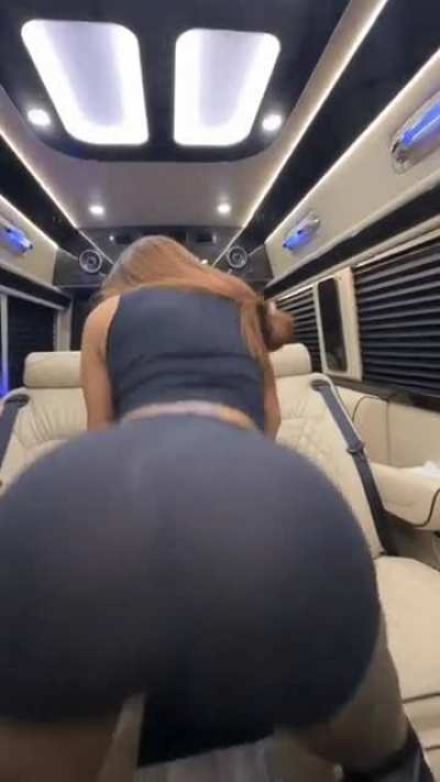 Cardi B 🍑😮‍💨