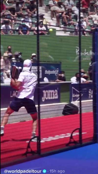 I don’t know anything about paddleball but this was impressive