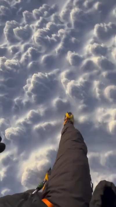 Walking on clouds atop Ecuador’s tallest peak: Volcán Chimborazo — 6,286 metres / 20,623 feet
